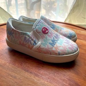 Michael kors toddler shoes size 10